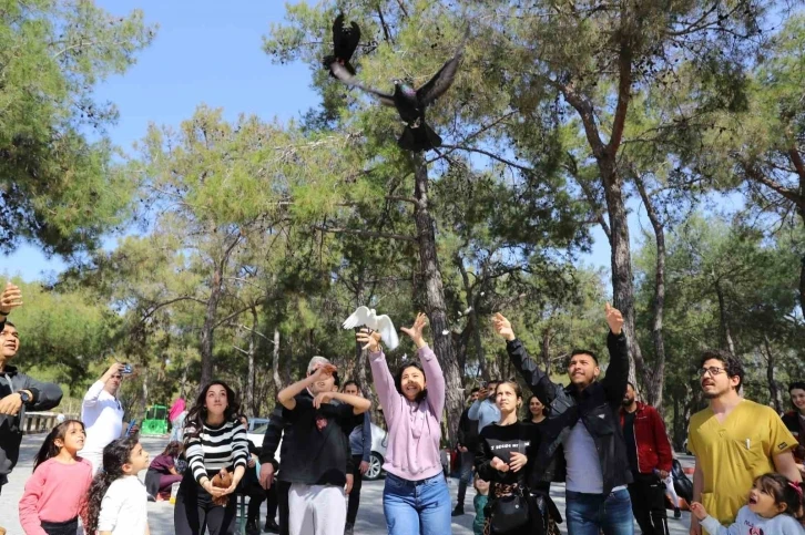 Büyükşehir’den depremzedelere moral gezisi
