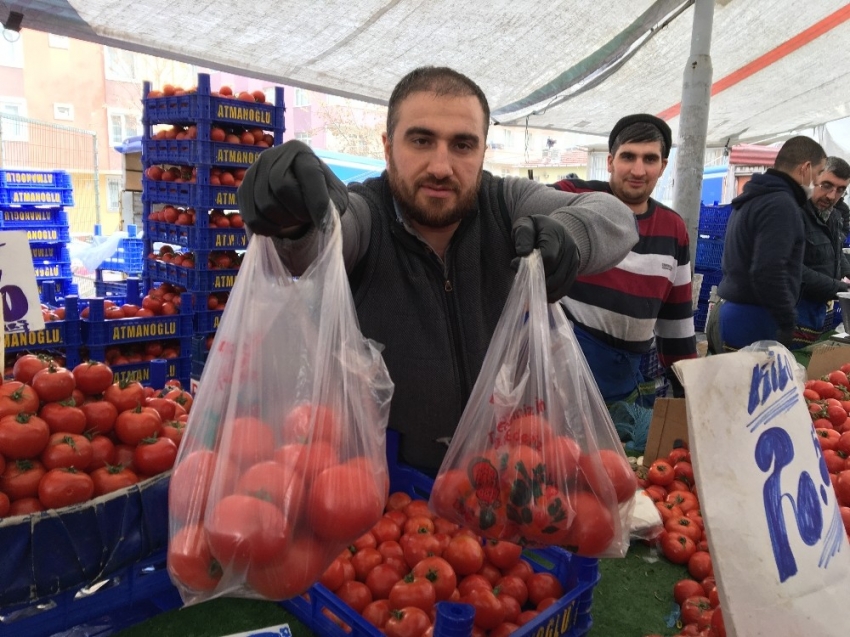 Pazar tezgahlarında korona virüs önlemi, seç al dönemi bitti