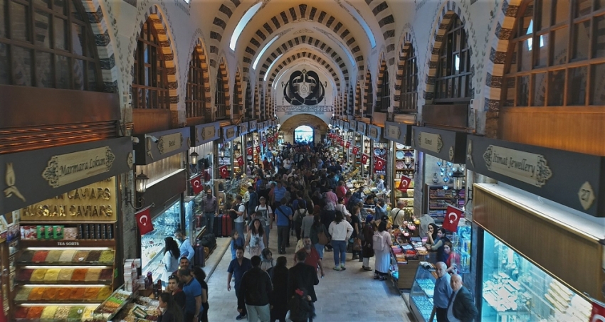 Restorasyonu tamamlanan Mısır Çarşısı havadan görüntülendi