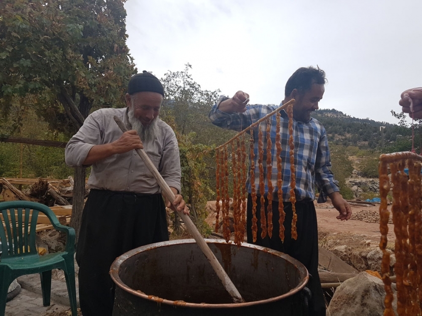 Kahramanmaraş’ta pekmez sucuğu telaşı