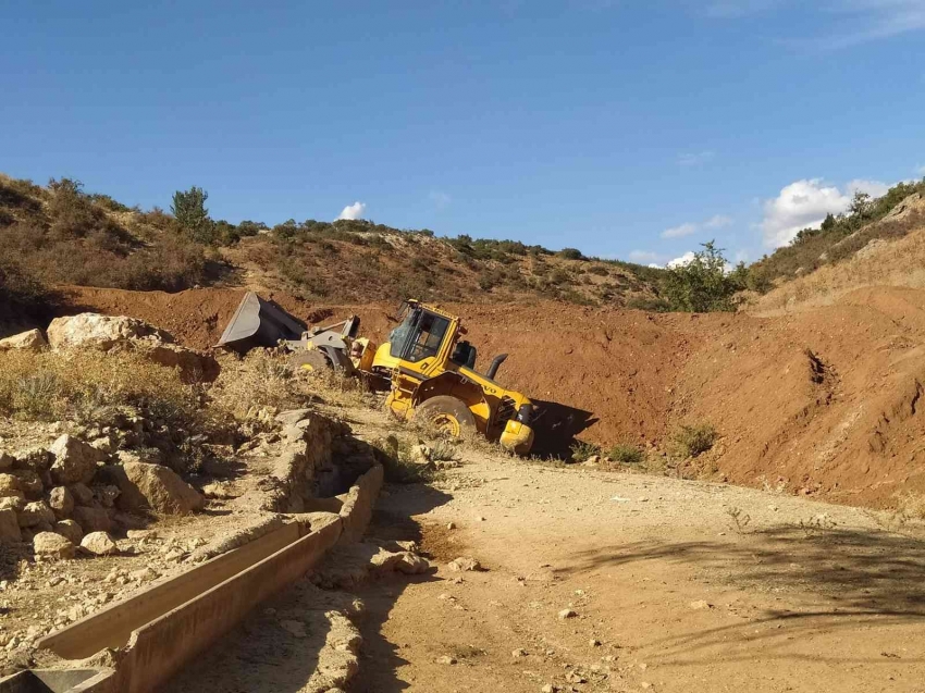 Kepçenin altında kalan operatör hayatını kaybetti