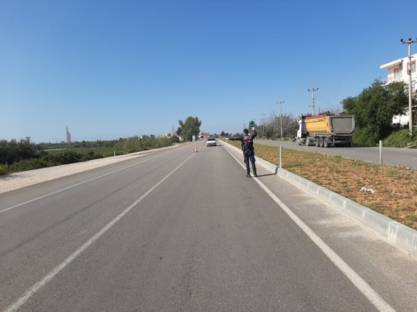 Mersin’de yasağa uymayan 108 şahsa idari para cezası uygulandı