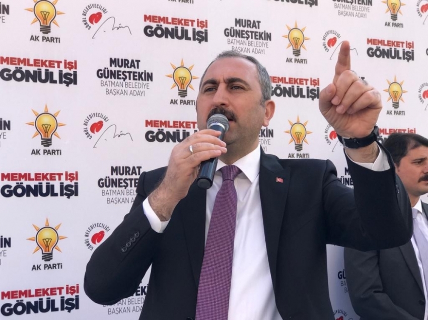 “Evinizin önüne çukur kazanlara oy vermeyin”