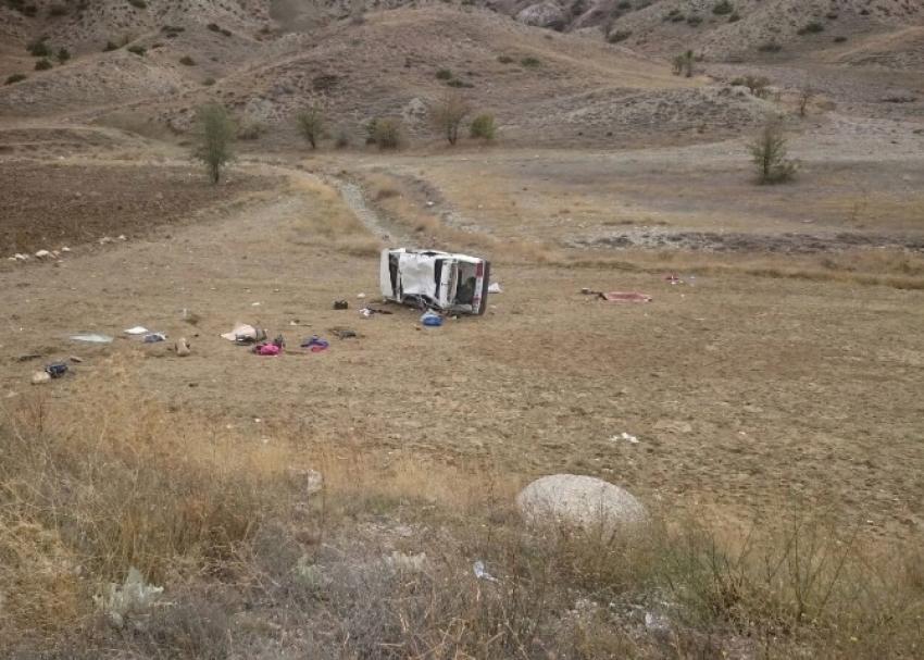 Antalya’da Trafik Kazası :1 ölü, 6 yaralı