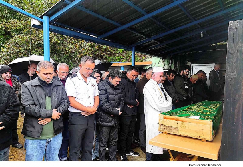 Cinayet kurbanı kız kardeşler toprağa verildi