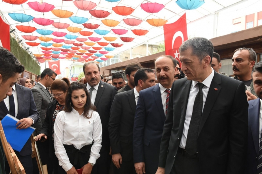 Bakan Selçuk: “Eğitimde Aksamaya Meydan Verilmeyecek”