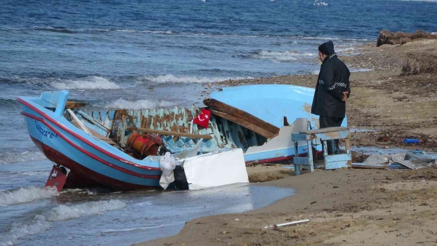 Teknesi karaya vurdu, kendisi 3 gündür kayıp