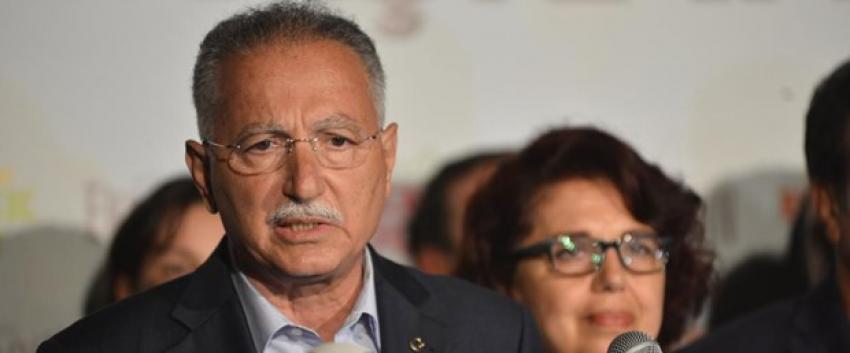 Ekmeleddin İhsanoğlu Meclis'te