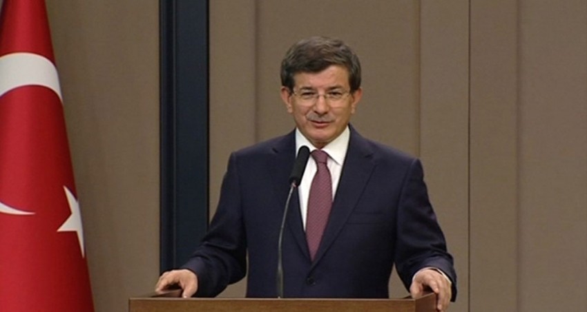 Davutoğlu’ndan “Yeni Türkiye Yolunda” konuşması