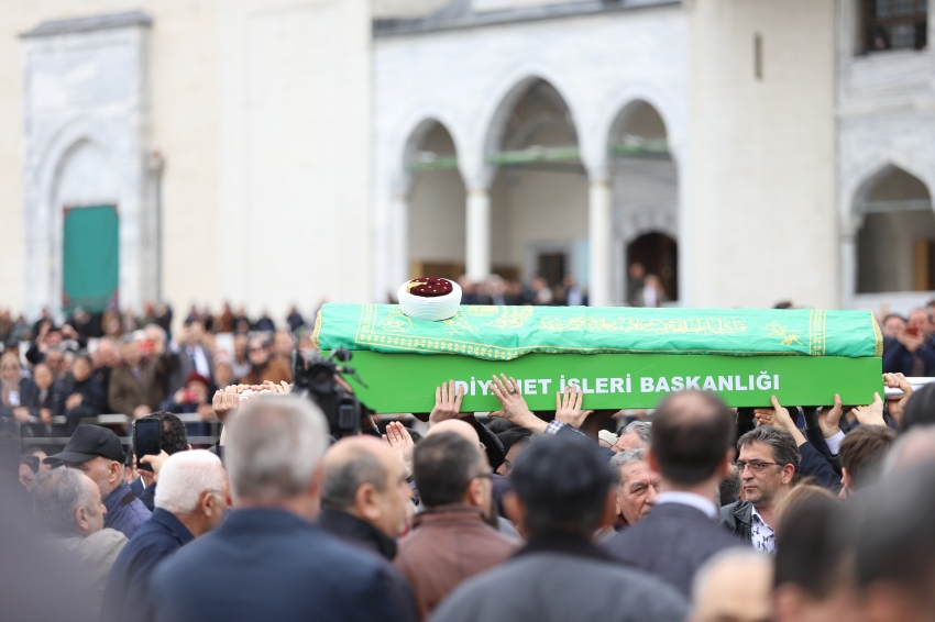 Bursalı hafız İsmail Coşar ve eşi son yolculuğuna uğurlandı