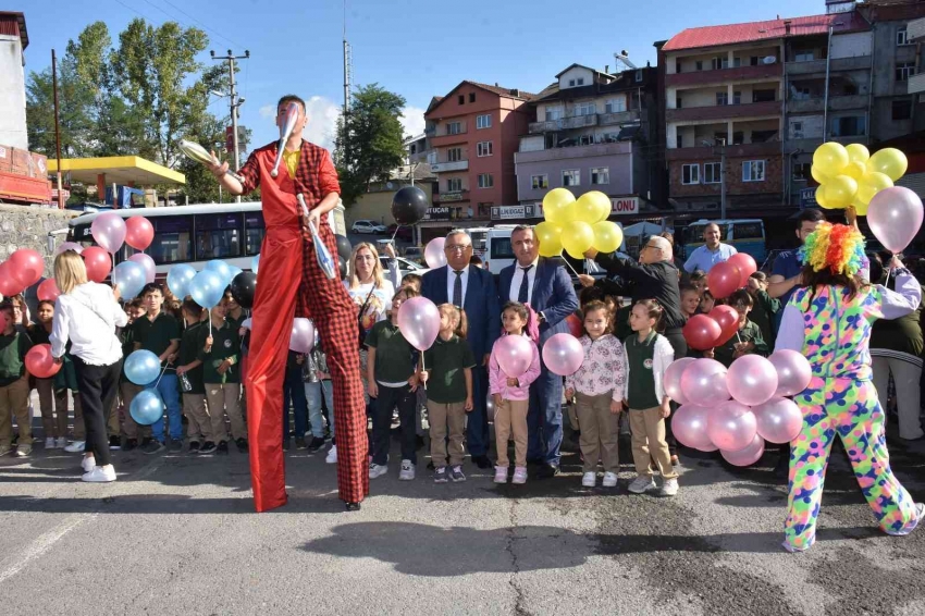 İlköğretim haftası coşkuyla kutlandı