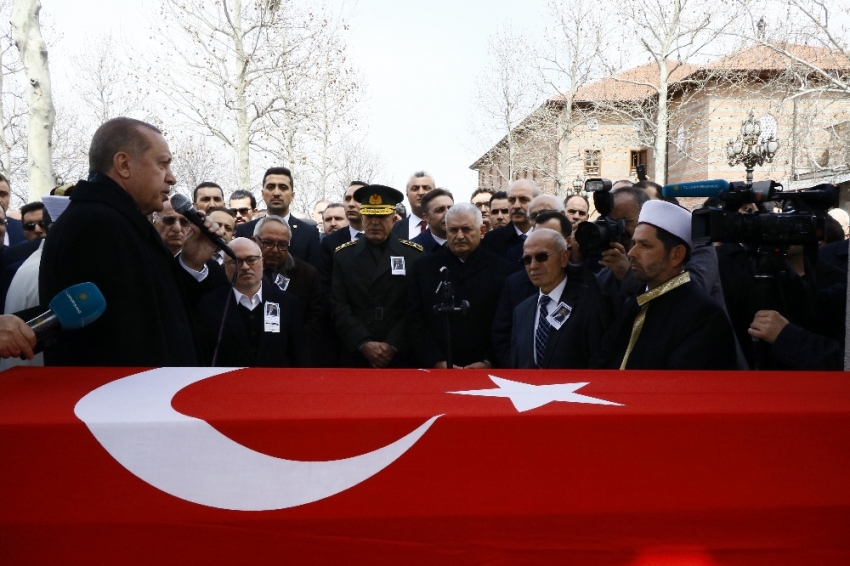 Hasan Celal Güzel ebediyete uğurlandı