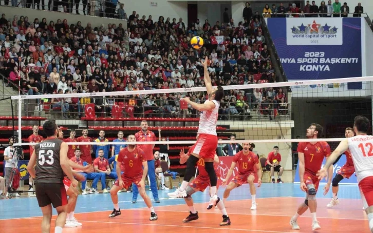 CEV Avrupa Altın Ligi: Türkiye: 2 - Romanya: 3
