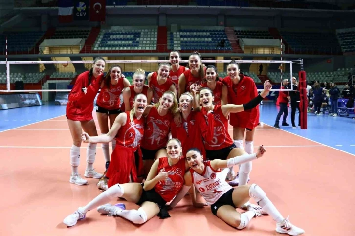 Türk Hava Yolları, CEV Kupası'nda play-off turuna yükseldi