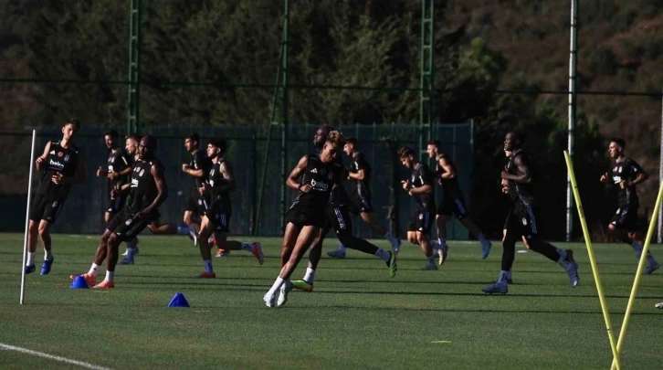 Cher Ndour, Beşiktaş’la ilk antrenmanına çıktı
