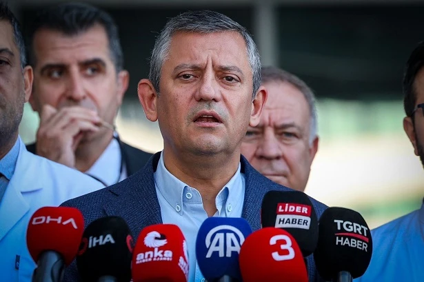 CHP Genel Başkanı Özel: Bükemedikleri bilekleri kırmaya çalışıyorlar