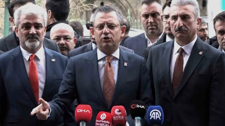 CHP Genel Başkanı Özgür Özel: "Bozbey, parti rozetini çıkaracak"