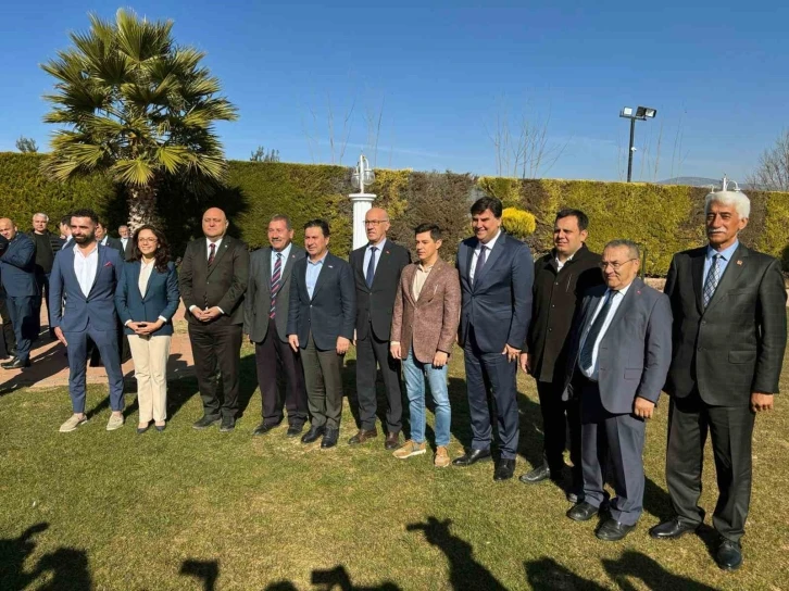 CHP Muğla Büyükşehir ve ilçe belediye başkan adayları basın ile buluştu
