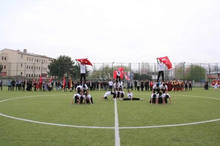 Çıldır’da 19 Mayıs coşkuyla kutlandı
