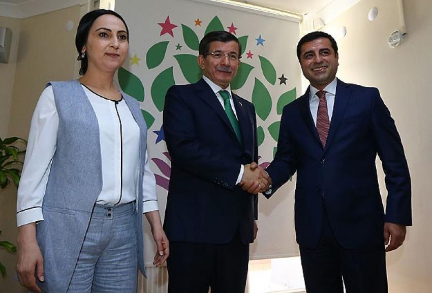 AK Parti ile HDP heyeti görüştü