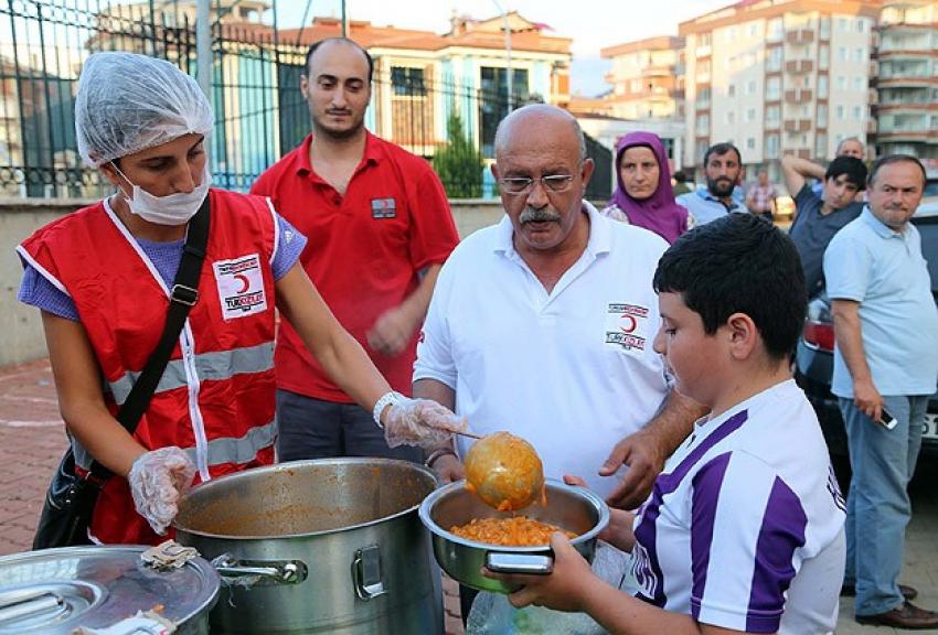 Türk Kızılayı Artvin'i unutmadı 