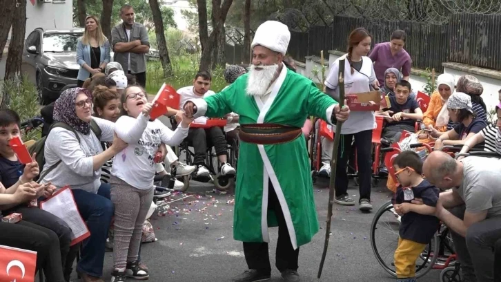 Çocuklar ve aileleri gönüllerince eğlendi
