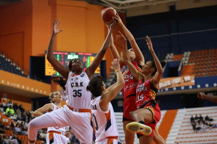 Çukurova Basketbol, evinde kazandı