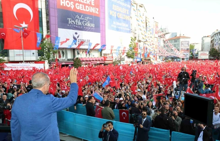 Cumhurbaşkanı Erdoğan’dan İmamoğlu’na tepki: "Her şeyi bitirdin pazarcıyla kavgaya mı geldi sıra"