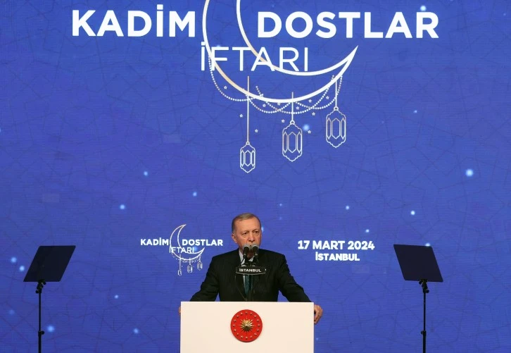 Cumhurbaşkanı Erdoğan: "Tüm terör örgütlerinin karşımızda yer aldığı  seçimlerden zaferle çıktık"