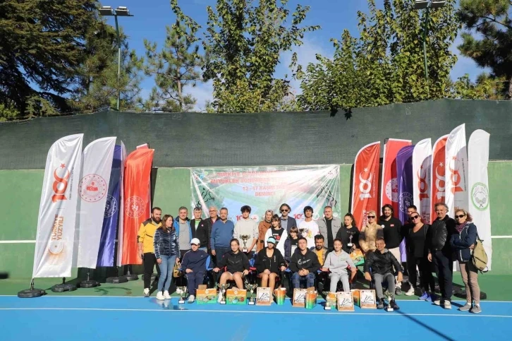 Cumhuriyetin 100. Yılı Büyükler Tenis Turnuvası sona erdi
