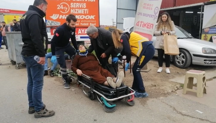 D-100’de halk otobüsü tıra çarptı: 7 yaralı
