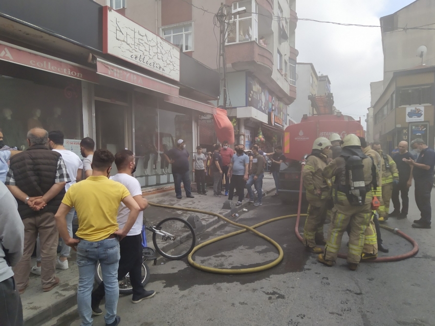 Bir anda yanmaya başlayan tüp paniğe neden oldu