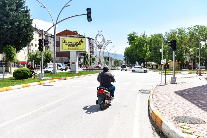 7’den 70’e bisiklet kullanan ilçede kazalara dikkat çekildi