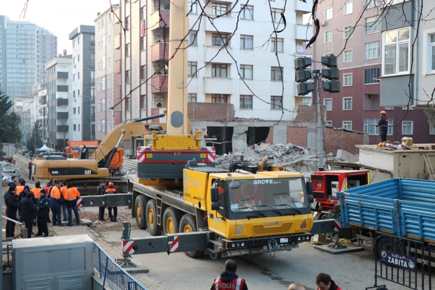 Kartal’da 21 kişinin öldüğü çöken binaya ilişkin yeni soruşturma