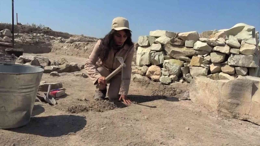 Türkiye ve Kırgızistan’daki bin yıllık mezarlarda aynı gelenek kullanılmış