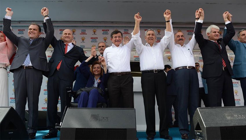 Bursa'dan Davutoğlu geçti