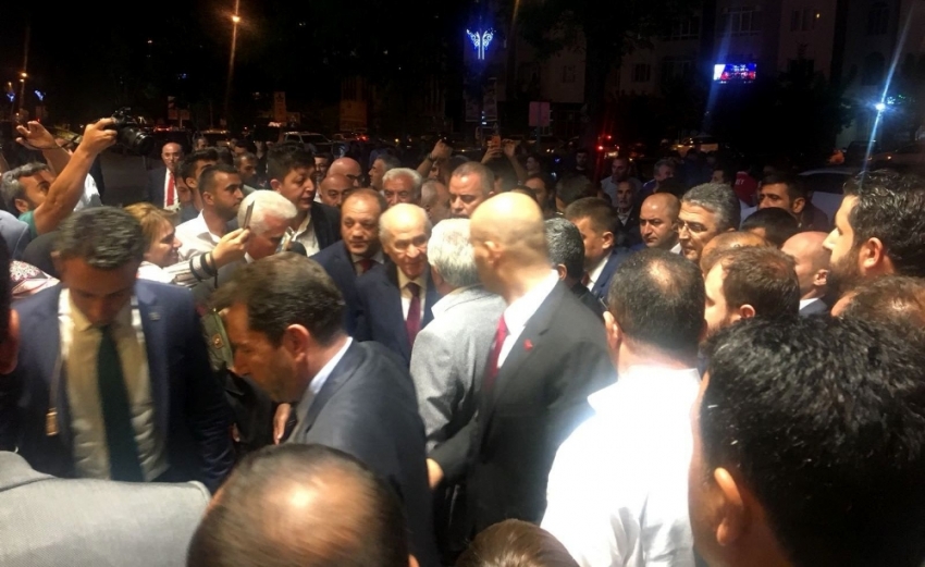 Bahçeli’ye Erzurum’da yoğun ilgi