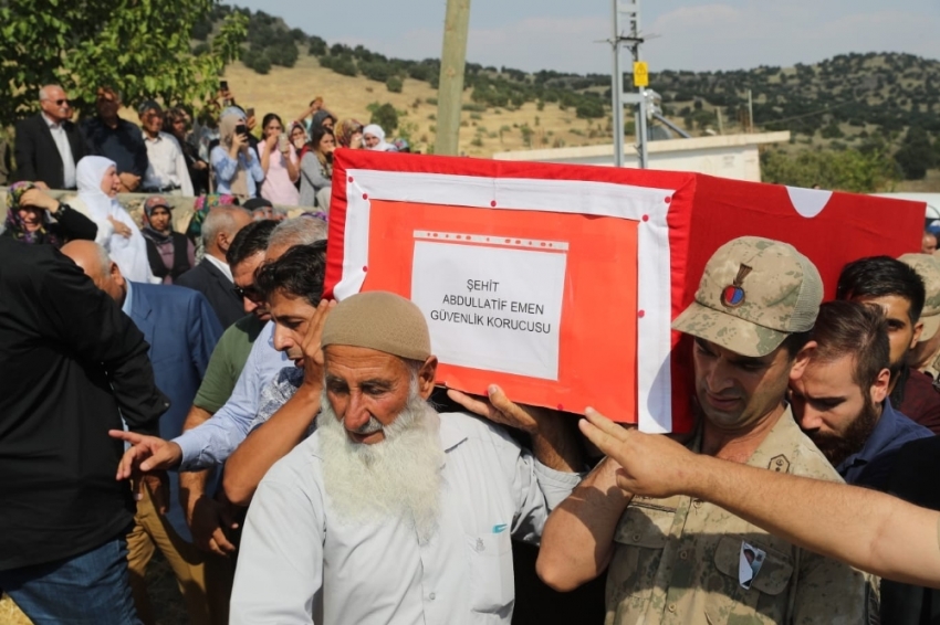 Şehit Abdullatif Emen, şehit babası ile yan yana