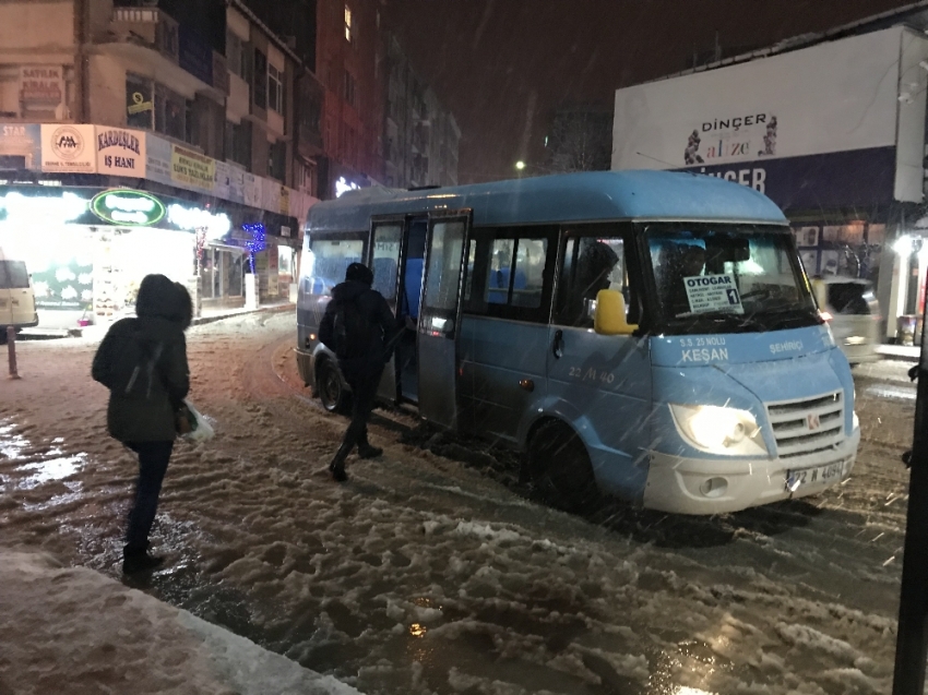 Keşan’da okullara kar tatili