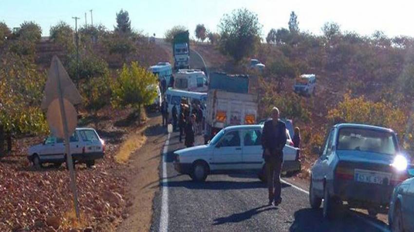 Şanlıurfa’da trafik kazası: 2 ölü, 12 yaralı