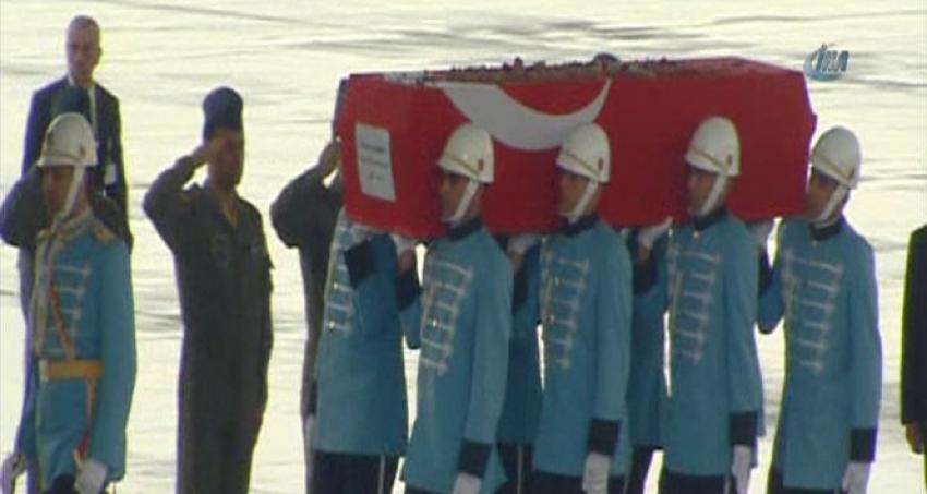 Demirel'in naaşı Isparta'ya gönderildi