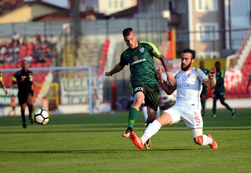 Deniz'e Osmanlıspor ve Gençlerbirliği talip!