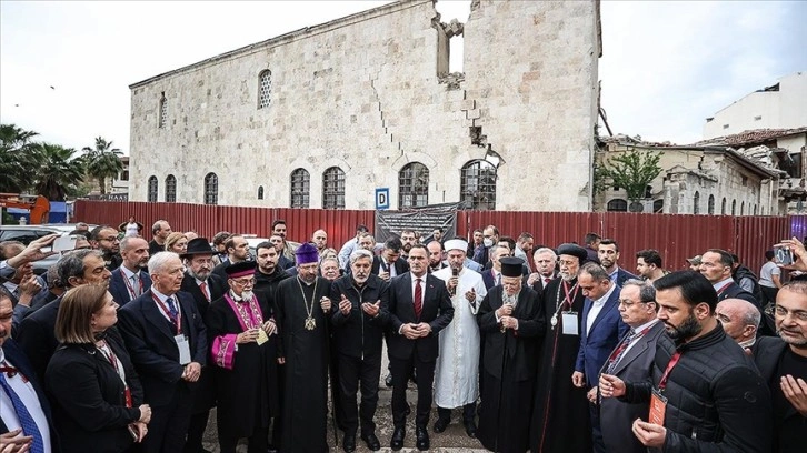 Depremden etkilenen Hatay'da 3 semavi dinin temsilcileri buluştu