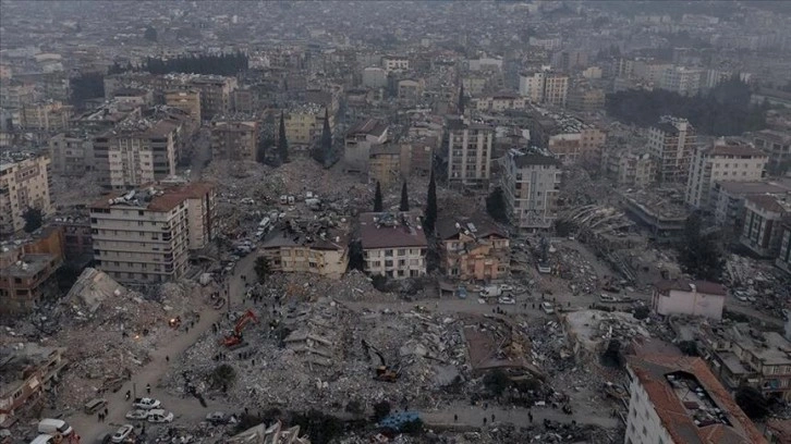 Depremin ihracat üzerindeki olumsuz etkisi nisanda da devam etti