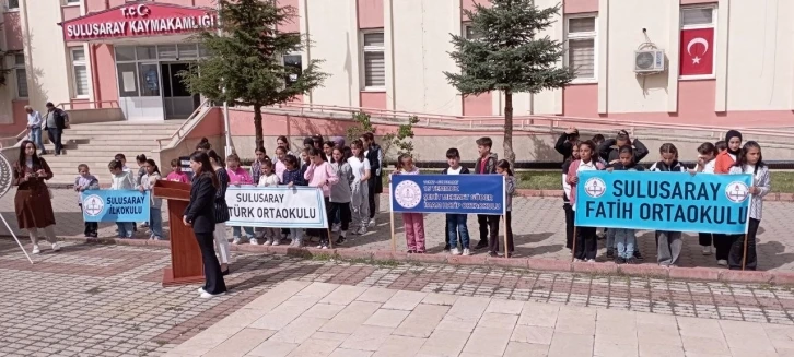 Depremin vurduğu Sulusaray’da törenler ertelendi
