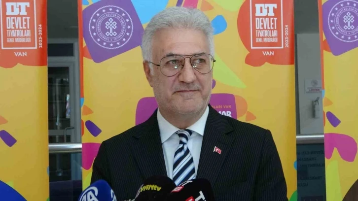 Devlet Tiyatroları Genel Müdürü Karadağlı: “Van bu sezonu çok iyi geçirdi”
