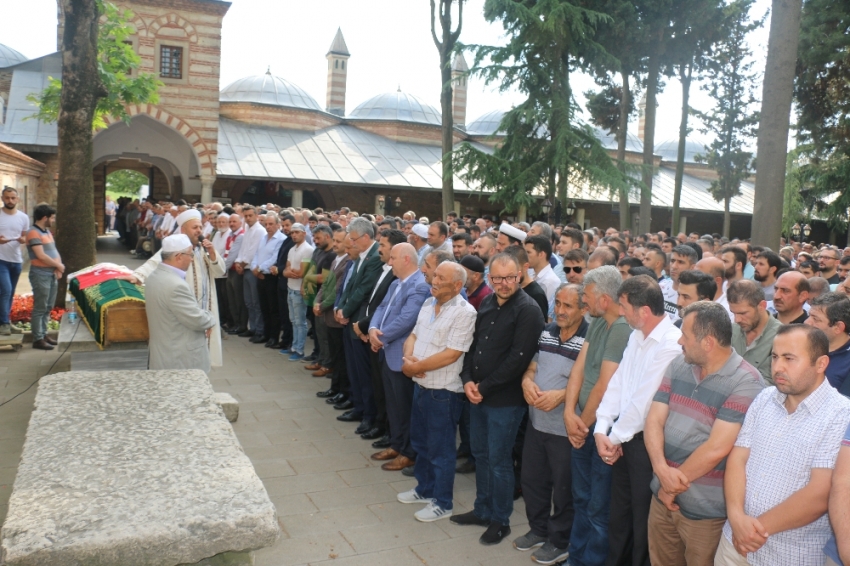 Sel baskınında hayatını kaybeden talihsiz kadın toprağa verildi