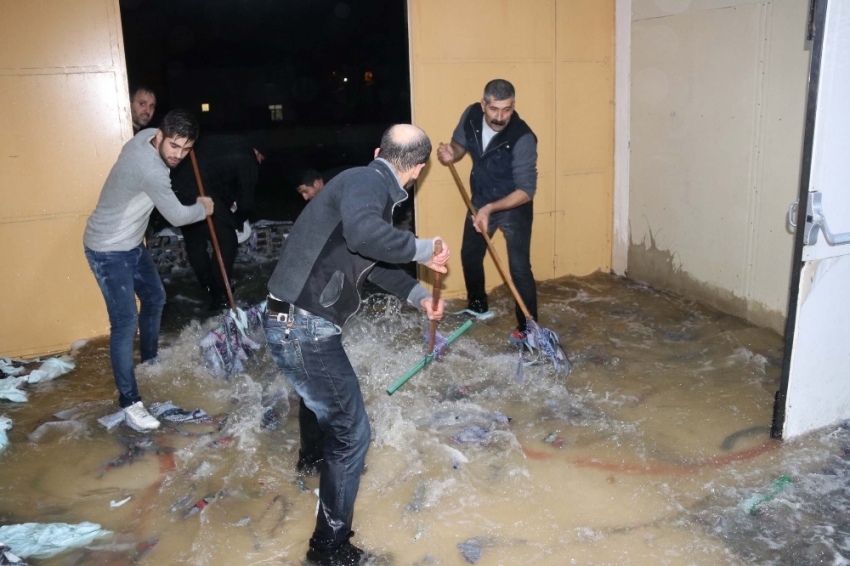 Tüm çabaları ekmek teknelerini kurtarmaktı