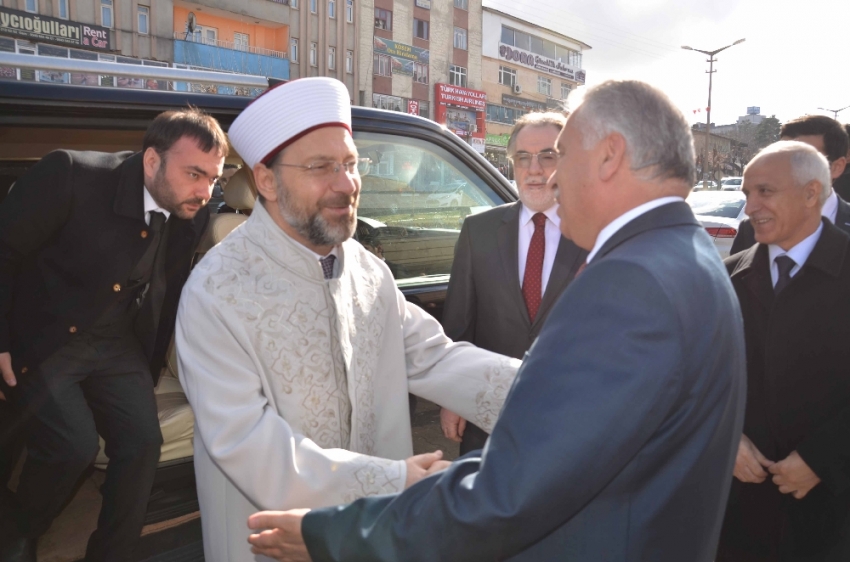 Diyanet İşleri Başkanı Erbaş Muş’ta