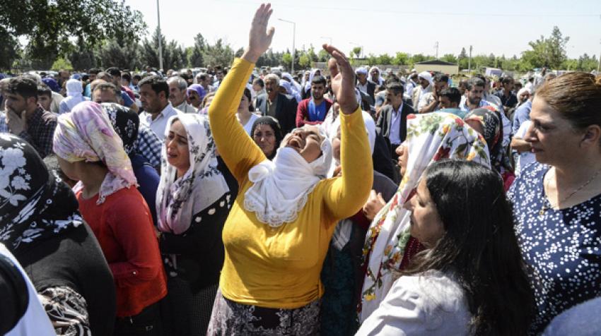 Korkutan ayrıntı! Kapı önlerine öyle bir şey bıraktılar ki!